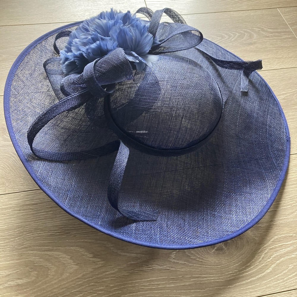 Rare Jacques Vert blue fascinator hat with flower